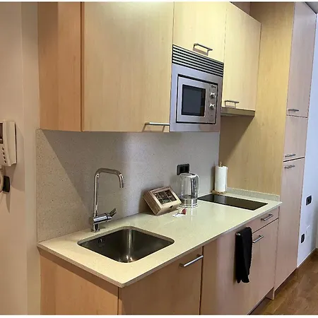 Moderno Estudio En Porta Do Sol Апартаменты *